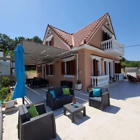 Lazaratos - Breathtaking Bay & Mountain View וילה