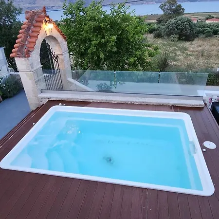 וילה Lazaratos - Breathtaking Bay & Mountain View *