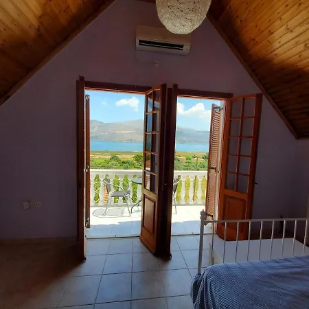Villa Lazaratos - Breathtaking Bay & Mountain View